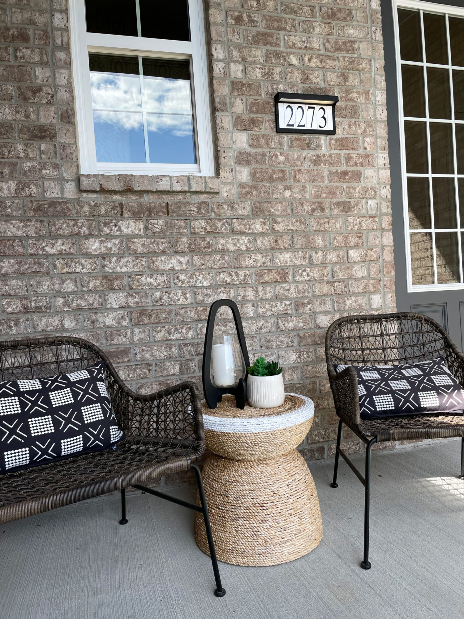 STA-Graymoor-Gray-TV-000-11-scaled-1500x0-c-default