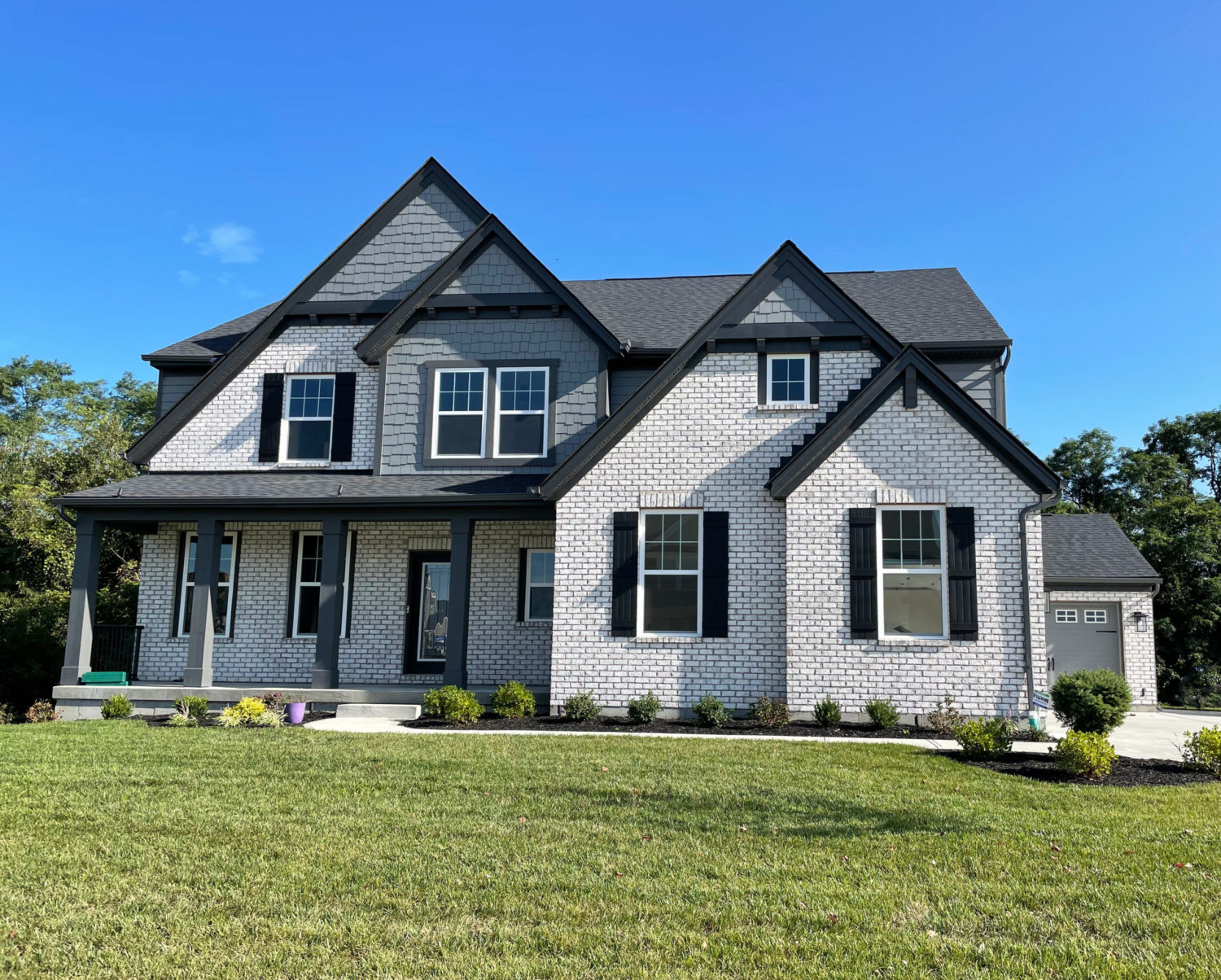 STA-NolinRiver-Gray-TV-000-2-scaled-1500x0-c-default