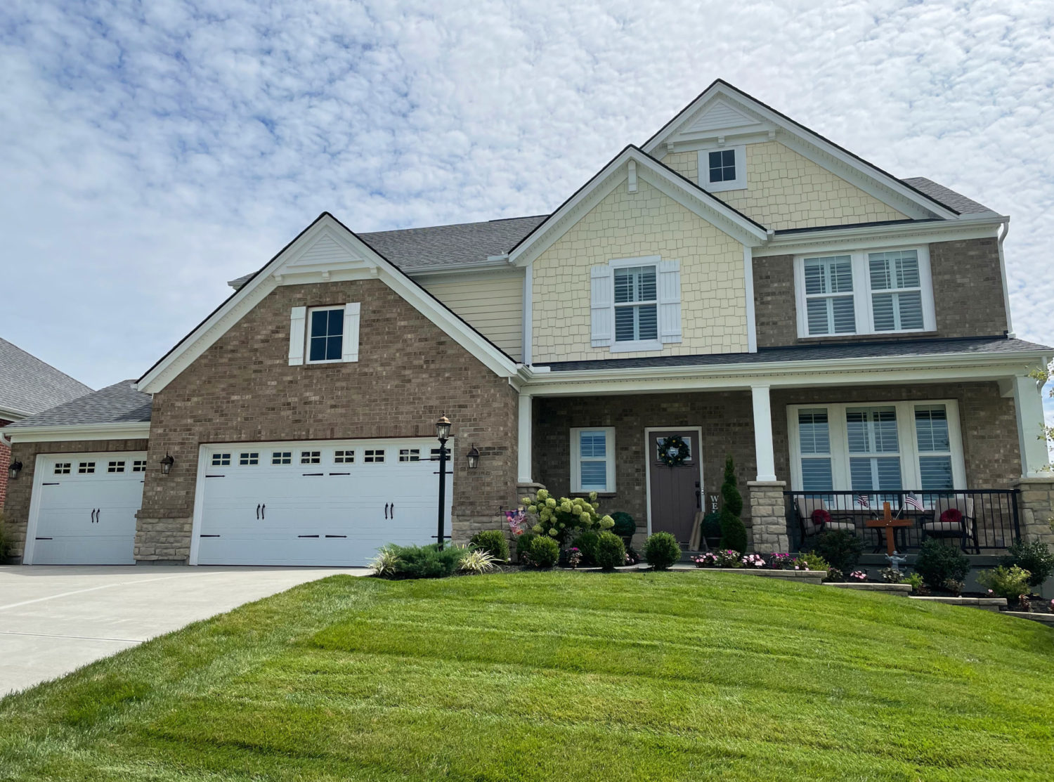 STA-PinOak-Gray-TV-000-6-scaled-1500x0-c-default