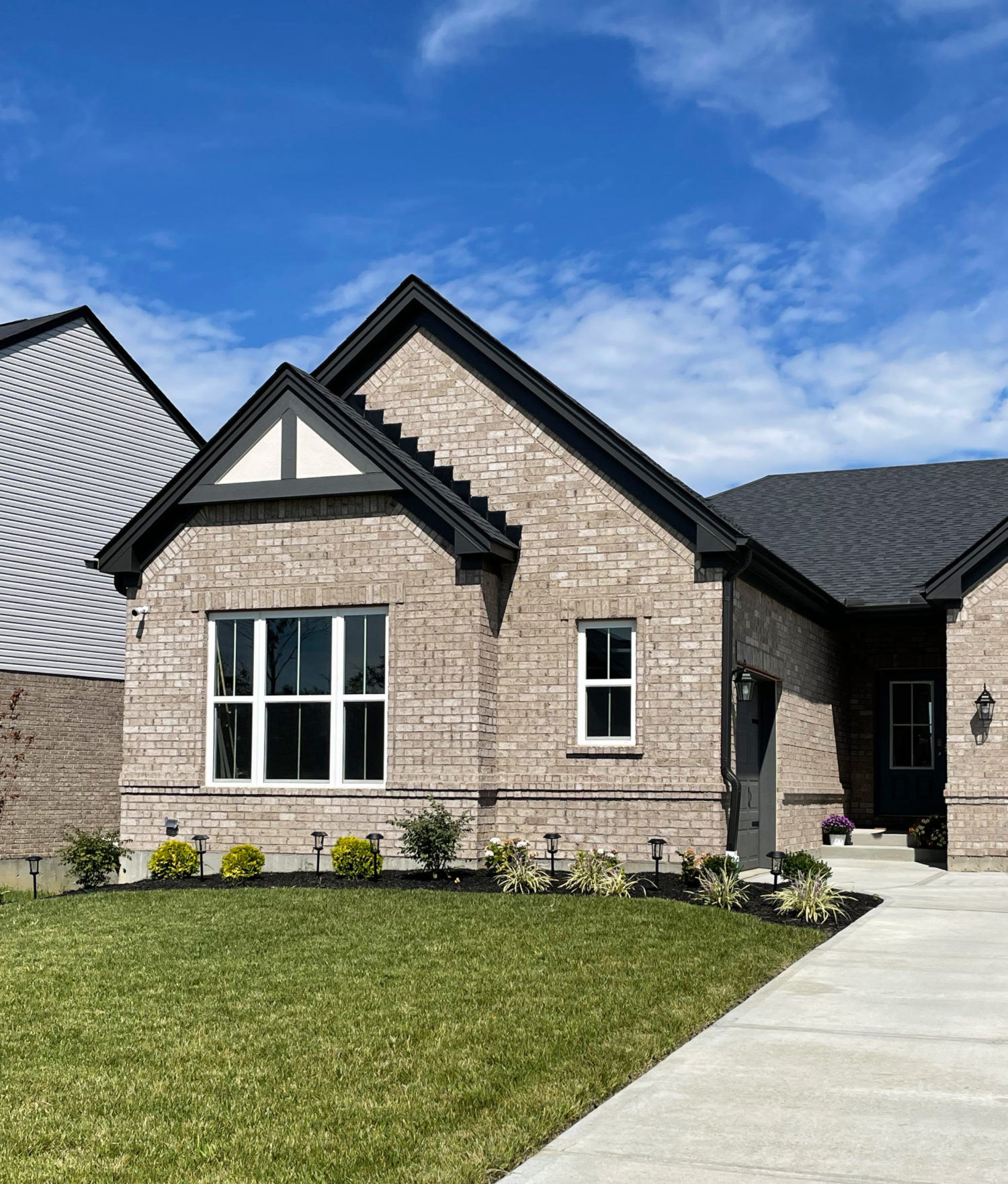 STA-Winstar-Gray-TV-000-8-scaled-1500x0-c-default