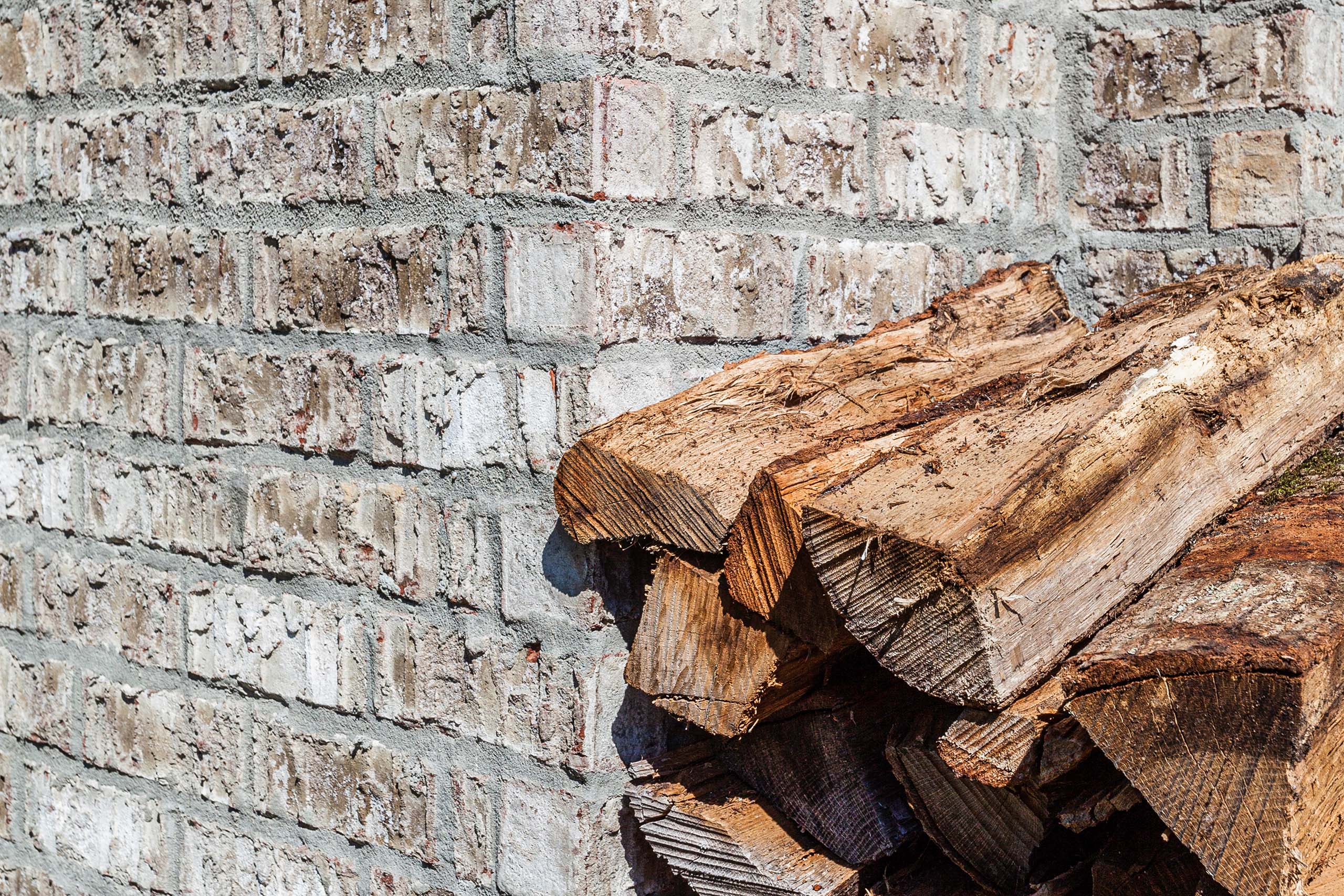 BRICK COLOR: FRASIER CANYON | MORTAR COLOR: CEMEX GRAY
ARCHITECT: LOONEY RICKS KISS | BUILDER: MAGNOLIA HOMES, INC.
MASON: BRICK SERVICES COMPANY, SERGIO PEREZ | PHOTOGRAPHER: NATE RENNER